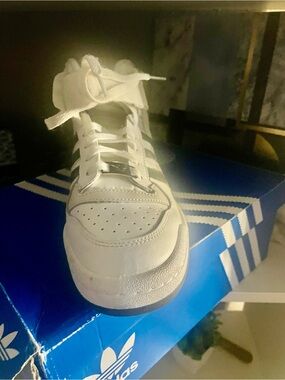 Adidas Women' White High-Top Sneakers